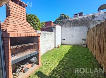 Casa · 90m² · 4 Ambientes · 1 Cochera · Venta Hermoso Duplex 4 Ambientres con Jardin y Parrila en Villa Adelina