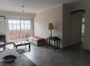 Departamento · 65m² · 4 Ambientes · Departamento de 4 Ambientes con Balcón.