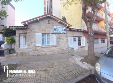Casa · 128m² · 3 Ambientes · Casa en Venta Zona Güemes