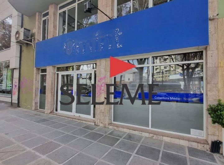 Local comercial · 380m²