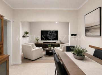 Casa · 230m² · 7 Ambientes · 2 Cocheras · Oportunidad Casa Doble Lote Quincho Pileta