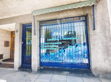 Local comercial · 50m² · 1 Ambiente · Local con o Sin Fdo de Comercio - Lavadero y Tintorería en Av Juan B Justo
