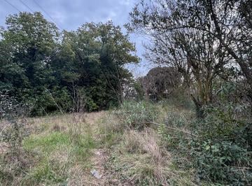 Bóveda, nicho o parcela , La Plata · Lote en Venta Lote en Esquina,