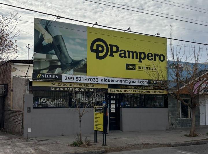 Local comercial · 200m²