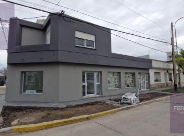 Local comercial · 69m² · 4 Ambientes · Local en Centro de Lujan