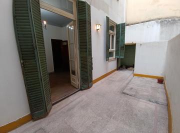 Departamento · 67m² · 3 Ambientes · Departamento de 3 Ambientes y 1/2 con Patio