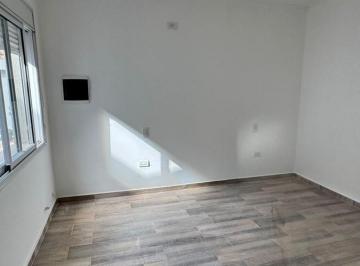 Departamento · 60m² · 3 Ambientes · Depto Céntrico Interno con Patio