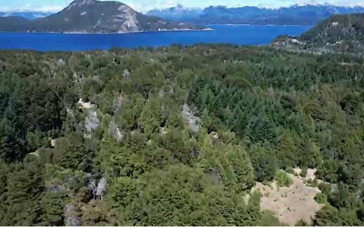 Terreno · 75143m²