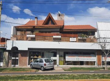 Casa de 5 ambientes, Villa Nueva · Gisela Zumer - Servicios Inmobiliarios - Vende: