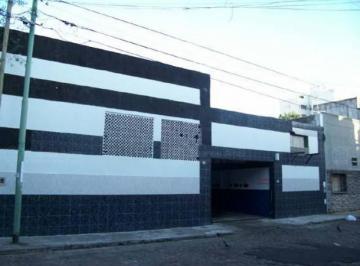 Bodega-Galpón · 611m² · Dos Galpones en Alquiler - 611 m² Totales - Zonificacion E3
