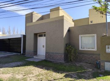 Casa de 7 ambientes, Guaymallén · Casa Apta Credito en Barrio Privado en Guaymallen
