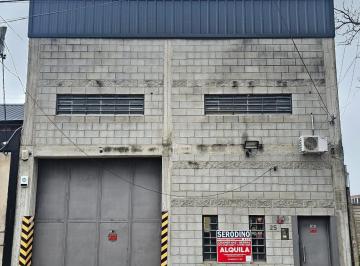 Oficina comercial · 220m² · 3 Ambientes · 12 Cocheras · Oficina en Bernal
