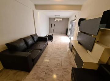 Departamento de 4 ambientes, Villa Urquiza · Pb 4 Amb C/ Patio Semipiso Villa Urquiza