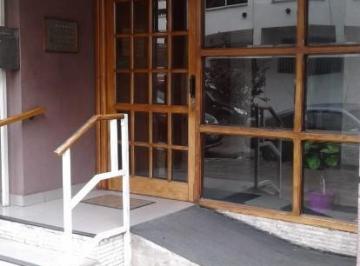 Departamento de 2 ambientes, Lanús · Departamento de 2 Ambientes, Luminoso, Céntrico.