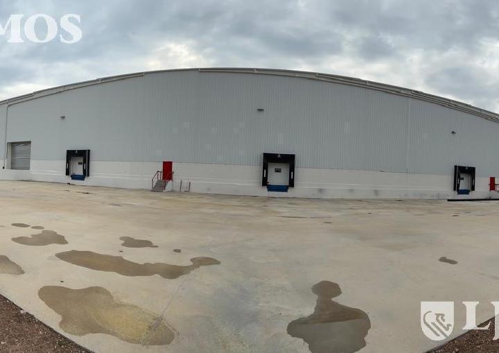 Depósito · 9000m²