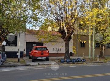 Casa , Avellaneda · Crisólogo Larralde 176