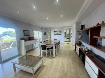 Casa · 360m² · 3 Ambientes · Dpto 3 Amb Mas Importante Local Sobre Av L. Valette (Fair)
