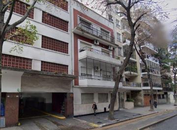 Garage · 11m² · Senillosa 200 Cochera