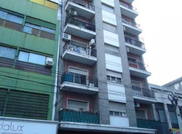 Departamento en Venta de 2 ambientes  · Venta Depto 2 Amb Lavalle 2200 Fac de Medicina