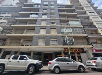 Departamento · 36m² · 2 Ambientes · Venta Departamento 2 Ambientes Al Frente con Balcón Centro Mar del Plata