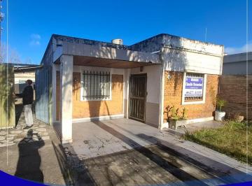 Casa de 6 ambientes, Morón · Casa Multifamiliar en Venta en Morón
