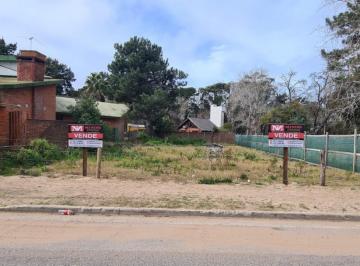 Terreno · 600m² · Lote de 600 m² en Mar de Ajó, Ideal Para Construir o Invertir
