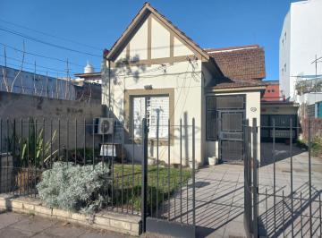 Casa de 4 ambientes, Tres de Febrero · Casa en Venta con 3 Domitorios en Saenz Peña