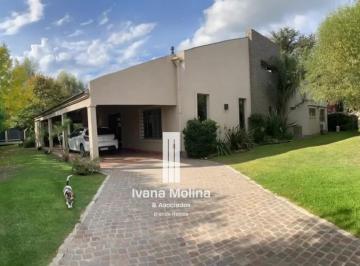 Quinta vacacional de 5 ambientes, 20 de Junio · Casa Quinta en Venta - Apta Crédito 20 de Junio