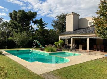 Quinta vacacional de 5 ambientes, 20 de Junio · Casa Quinta en Venta - Apta Crédito 20 de Junio