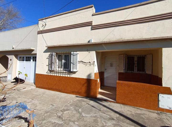 Casa · 81m² · 3 Ambientes · 1 Cochera