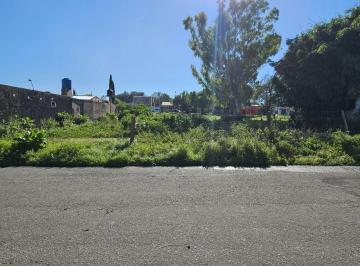Terreno · 400m² · Amplio Terreno de 400 m² con Disponibilidad de Servicios! Catamarca Entre Lamadrid y Larrea