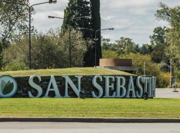 Terreno , Escobar · Lote en Venta en El Barrio San Sebastian - Area 13. Oportunidad.