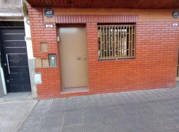 Depósito de 5 ambientes, Liniers · Galpon Of/deposito y Taller Mas PH de 5 Ambientes con Garage Mas (Venta en Blok)