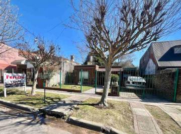Casa de 3 ambientes, Ituzaingó · Casa Estilo Americano en Ituzaingó Sur Construido Todo en Una Planta.