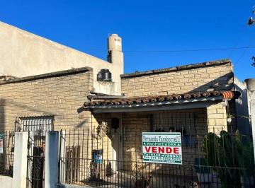 Casa · 300m² · 4 Ambientes · Casa 4 Ambientes