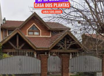 Casa de 4 ambientes, Berazategui · Casa de Dos Plantas, en Sourigues Apta Credito
