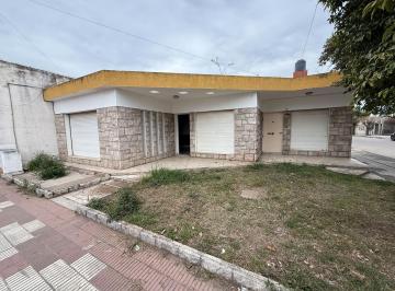 PH · 185m² · 5 Ambientes · 1 Cochera · Casa en Rio Tercero