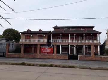 Casa · 173m² · 8 Ambientes · 2 Cocheras · Casa Imponente, Quincho, Pileta y Parrilla, Bº Santa Rita, Longchamps, Venta