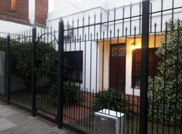 Casa · 70m² · 2 Dormitorios · 1 Cochera · Casa, 2 Habitaciones, a Pasos de Estación Longchamps, Venta
