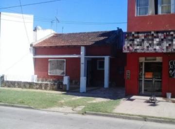 Casa · 91m² · 3 Ambientes · 1 Cochera · Departamentos Tipo Casa Excelente Ubicación, Los Álamos, Venta