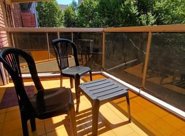 Departamento · 32m² · 1 Ambiente · Amb. de 36 m² Equipado con Balcón Frente/ Excelente Edificio/ Muy Luminoso