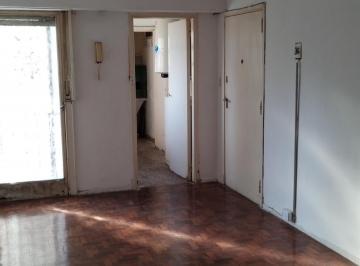 Departamento · 42m² · 2 Ambientes · Once Departamento Amplio 2 Amb a Reciclar
