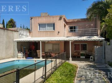 Casa · 115m² · 5 Ambientes · 1 Cochera · Apto Credito - Casa en Venta en Calle La Plata en Ingeniero Maschwitz