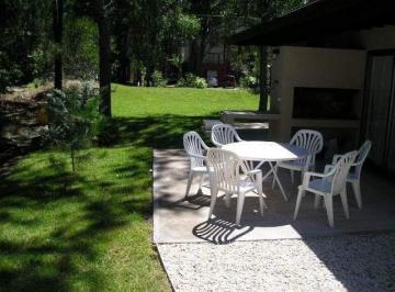 parrilla · Casa en 1 Planta Ideal Niños o Gente Mayor, Zona Residencial Tranquila,