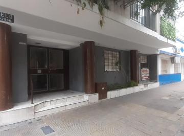 Departamento de 3 ambientes, Lanús · ¡Excelente Zona, Departamento de 3 Ambientes con Balcón Al Frente!