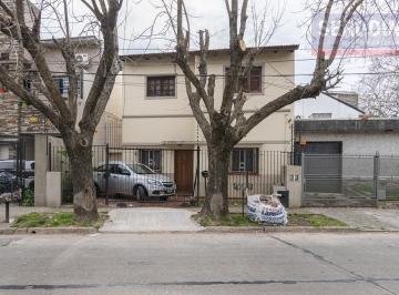 FRENTE · Casa en Bernal