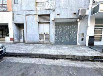 Local comercial · 162m² · Local / Deposito en La Boca Venta