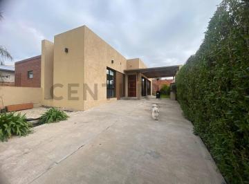 Casa · 60m² · 2 Ambientes · 1 Cochera · En Venta | Casa Moderna 2 Ambientes Sobre Lote de 200 m²