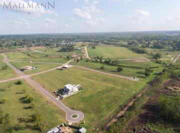 Terreno · 922m² · Venta Lote Orientación Este en Pilará Barrio Tilbury