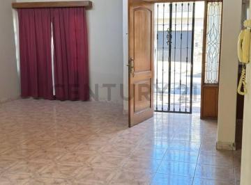Casa de 2 ambientes, Ciudad de Mendoza · Venta de Casa. Ciudad de Mendoza.